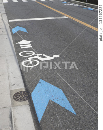自転車専用通行帯 自転車専用通行帯 133367223
