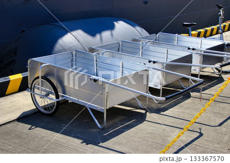現代に仕様を合わせた… 折り畳み式アルミ製リヤカー 現代に仕様を合わせた… 折り畳み式アルミ製リヤカー 133367570