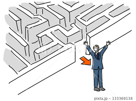 迷路から抜け出した男性会社員 133369138