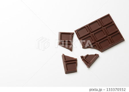 ビター板チョコレートのイメージ 133370552