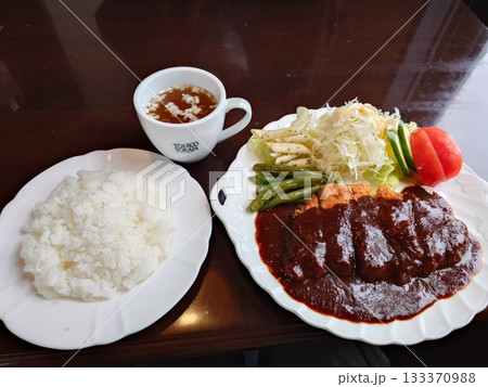 ポークカツ定食 133370988