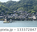 呉市御所の浦あたりの傾斜地の家屋 133372847
