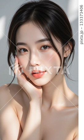 綺麗な女性のビューティーイメージ 133373406