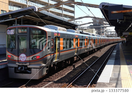 ［JR-O］大阪環状線323系電車（大阪デスティネーションキャンペーン） 133377580