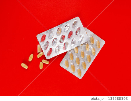 Pill Blister on Color Background, Silver Medicine Capsule Package, Drugs Packaging, Pill Pack 133380598