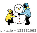 雪だるま_二人_カラー 133381063