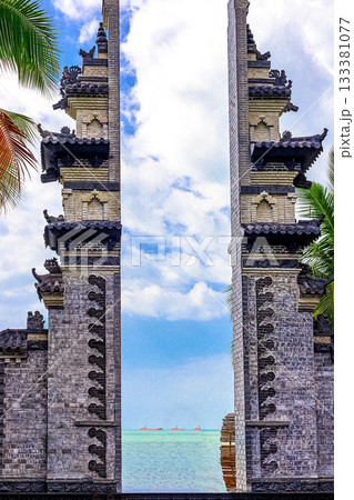 View of the main gate in the park. Taoist Park Heavenly Grottoes. Hainan, China 133381077