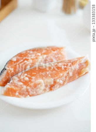 鮭 鮭 133383158