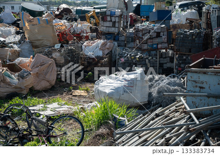ゴミ捨て場 ゴミ捨て場 133383734
