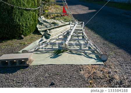 Japanese Gardener 133384188