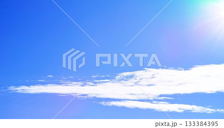 青空と雲イメージ 133384395