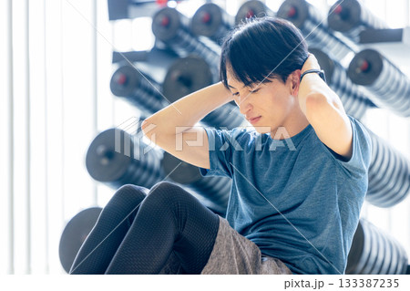 腹筋 男性 腹筋 男性 133387235