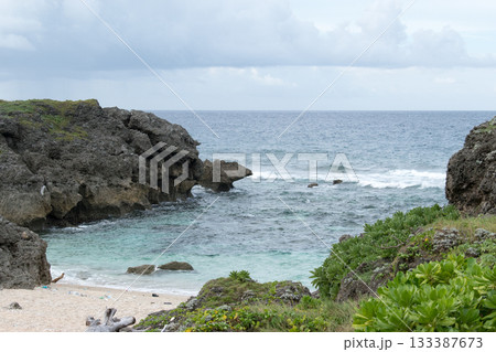 海に続く道 133387673