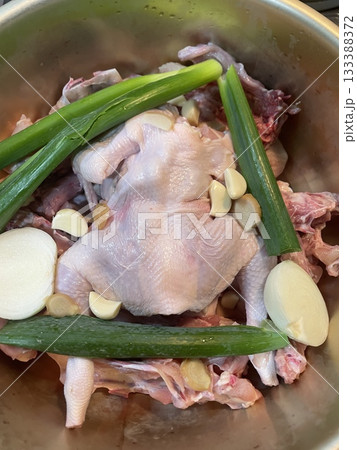 鶏白湯 133388372