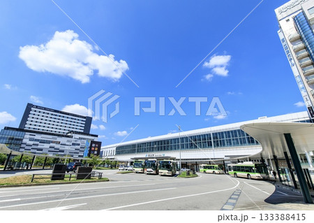 富山市、富山駅西口の風景 133388415