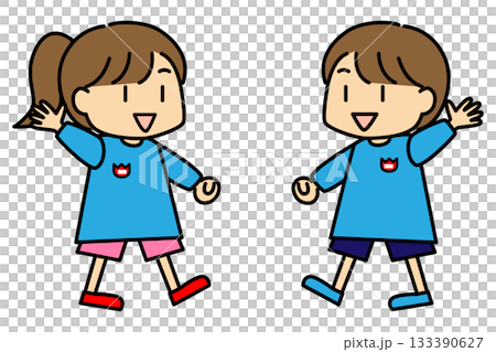幼兒園小朋友揮手打招呼,畫面十分可愛。 幼兒園小朋友揮手打招呼,畫面十分可愛。 133390627