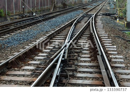 踏切の構造と安全対策:踏切道直前に分岐するポイント 踏切の構造と安全対策:踏切道直前に分岐するポイント 133390737