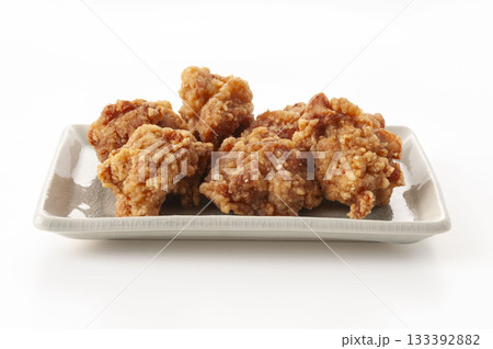 鶏の唐揚げ 133392882