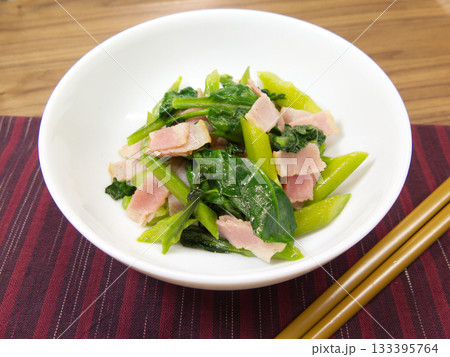 ツルムラサキのベーコン炒め 133395764