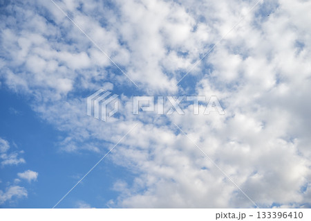 秋の空 青空 晴れ 空だけ 秋 11月 イメージ 【神奈川県】 秋の空 青空 晴れ 空だけ 秋 11月 イメージ 【神奈川県】 133396410