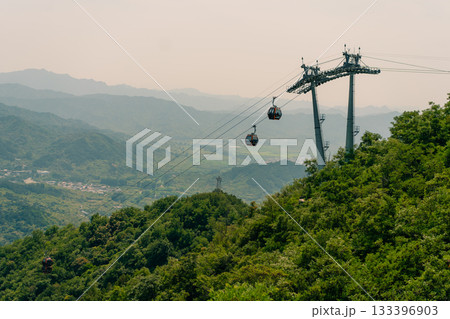 Beijing, China - 3 may 2025 funicular on The Great Wall at Mutianyu Beijing, China - 3 may 2025 funicular on The Great Wall at Mutianyu 133396903