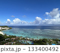 夏のグアムの海と空 133400492