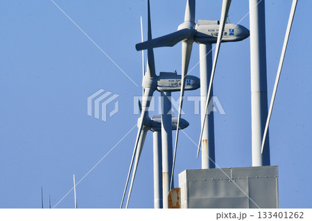 大型プロペラ式風車発電機_06 133401262
