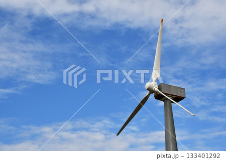 大型プロペ風車発電機_34 大型プロペ風車発電機_34 133401292