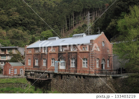 愛媛県別子銅山　旧端出場水力発電所 133403219