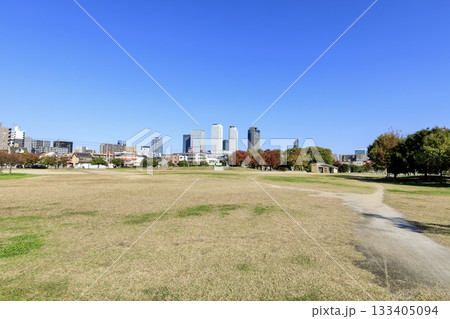 名古屋市、秋の米野公園 133405094