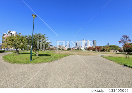 名古屋市、秋の米野公園 名古屋市、秋の米野公園 133405095