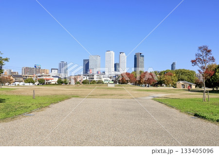 名古屋市、秋の米野公園 133405096