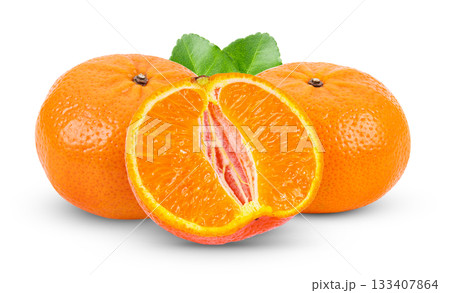 orange fruit isolated on white background orange fruit isolated on white background 133407864