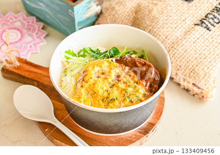 ロコモコ丼 ロコモコ丼 133409456