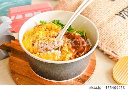 ロコモコ丼 133409458