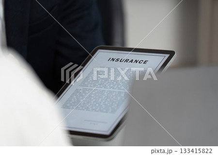Digital Insurance Document Review in Professional Setting 133415822