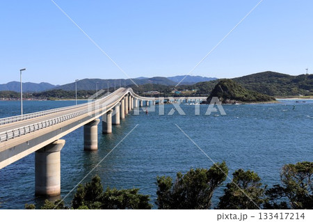 青空の角島大橋 山口県 下関市 青空の角島大橋 山口県 下関市 133417214