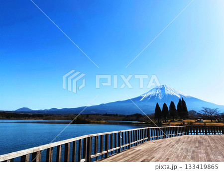 天気が良い日の富士山 天気が良い日の富士山 133419865