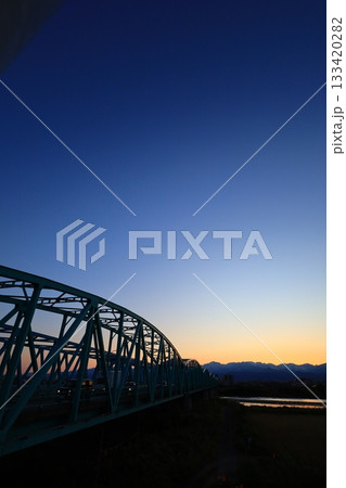 立山連峰と有沢橋 133420282