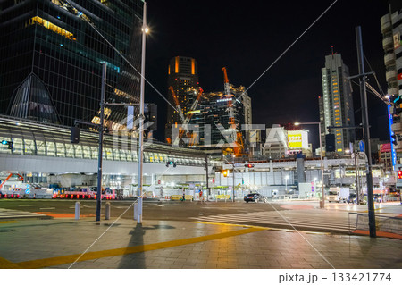 渋谷　工事　夜景　2022年7月 133421774