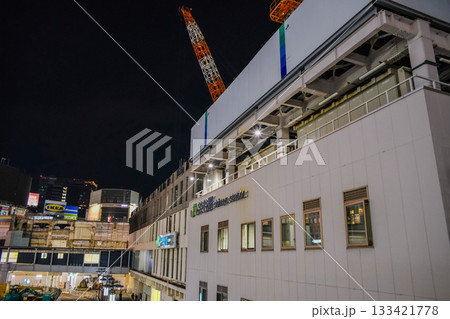 渋谷　工事　夜景　2022年7月 133421778