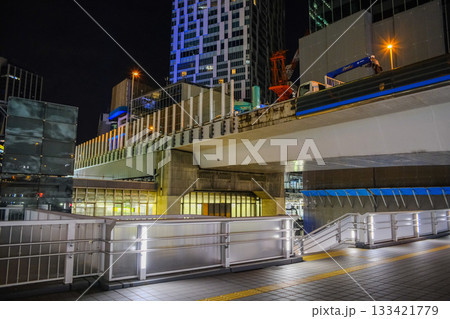 渋谷　工事　夜景　2022年7月 133421779
