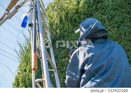 Japanese Gardener 133422160