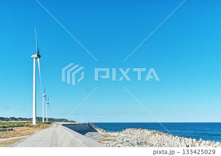 南相馬市の風力発電所（秋、十一月） 133425029