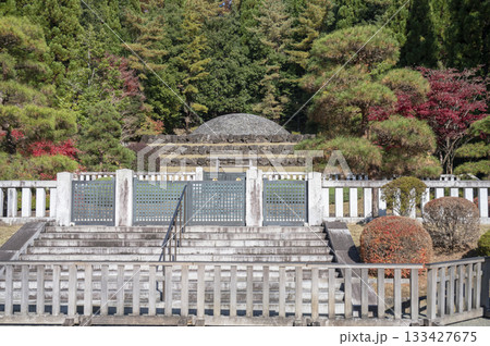 香淳皇后武蔵野東陵 133427675