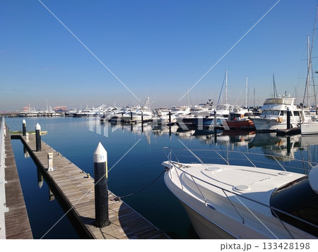横浜ベイサイドマリーナ 横浜ベイサイドマリーナ 133428198