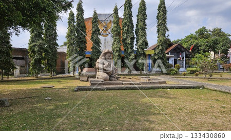 Dwarapala statues in Singosari, Malang which is a doorkeeper or guardian of the entrance gate to Singhasari temple Dwarapala statues in Singosari, Malang which is a doorkeeper or guardian of the entrance gate to Singhasari temple 133430860
