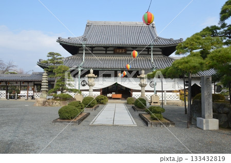 花岳寺の本堂（兵庫県赤穂市加里屋1992） 133432819