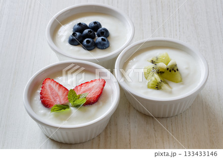 ヨーグルト 133433146