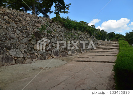 備中松山城の石垣 備中松山城の石垣 133435859
